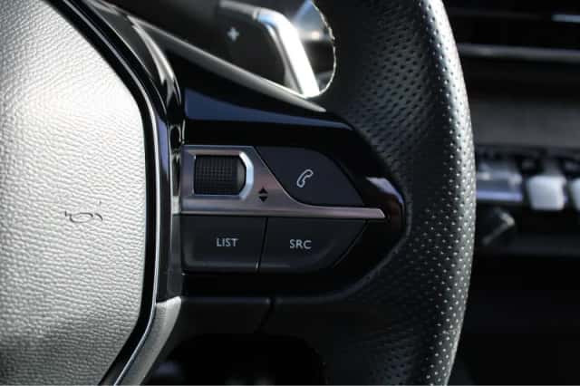 Peugeot 3008 (2022) thumbnail 27