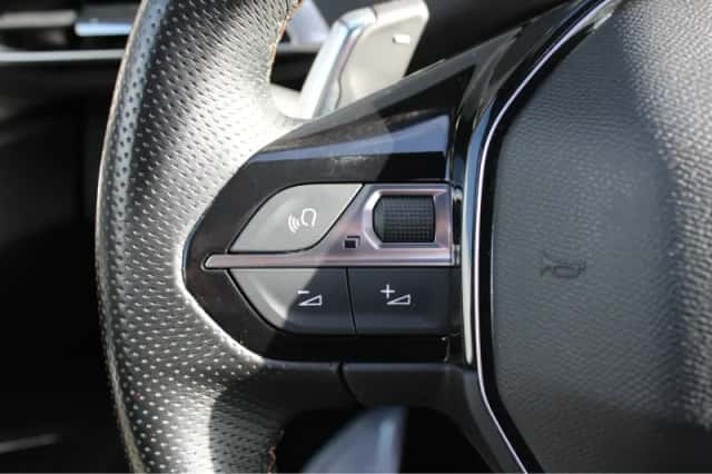Peugeot 3008 (2022) thumbnail 28
