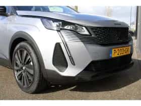 Peugeot 3008 (2022) thumbnail 7