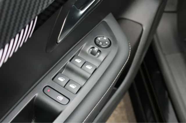 Peugeot 208 (2025) thumbnail 15