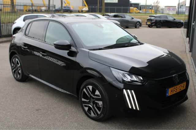 Peugeot 208 (2025) thumbnail 8