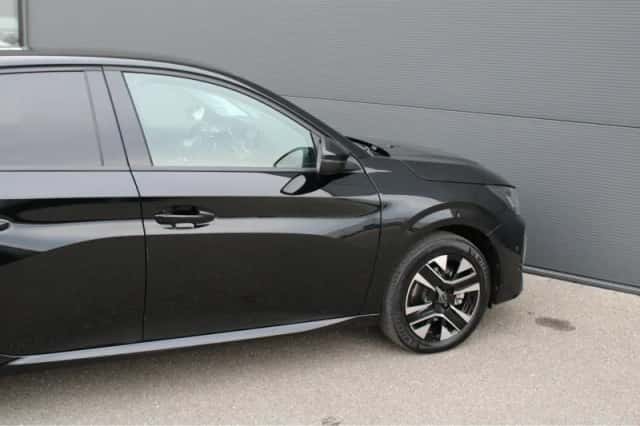 Peugeot 208 (2025) thumbnail 9