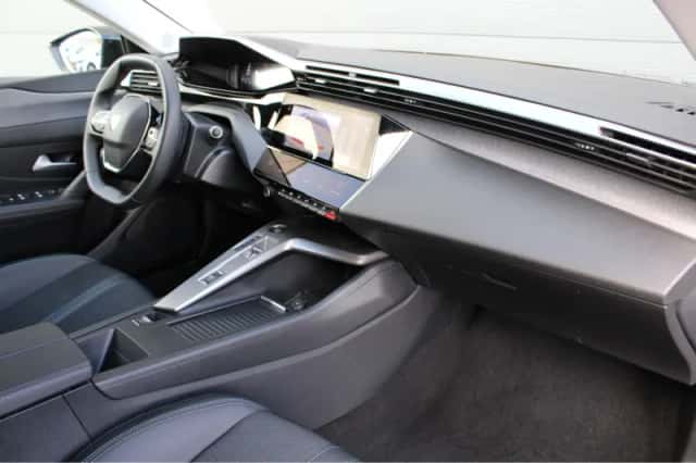 Peugeot 408 (2025) thumbnail 3