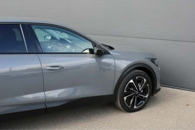 Peugeot 408 (2025) thumbnail 8