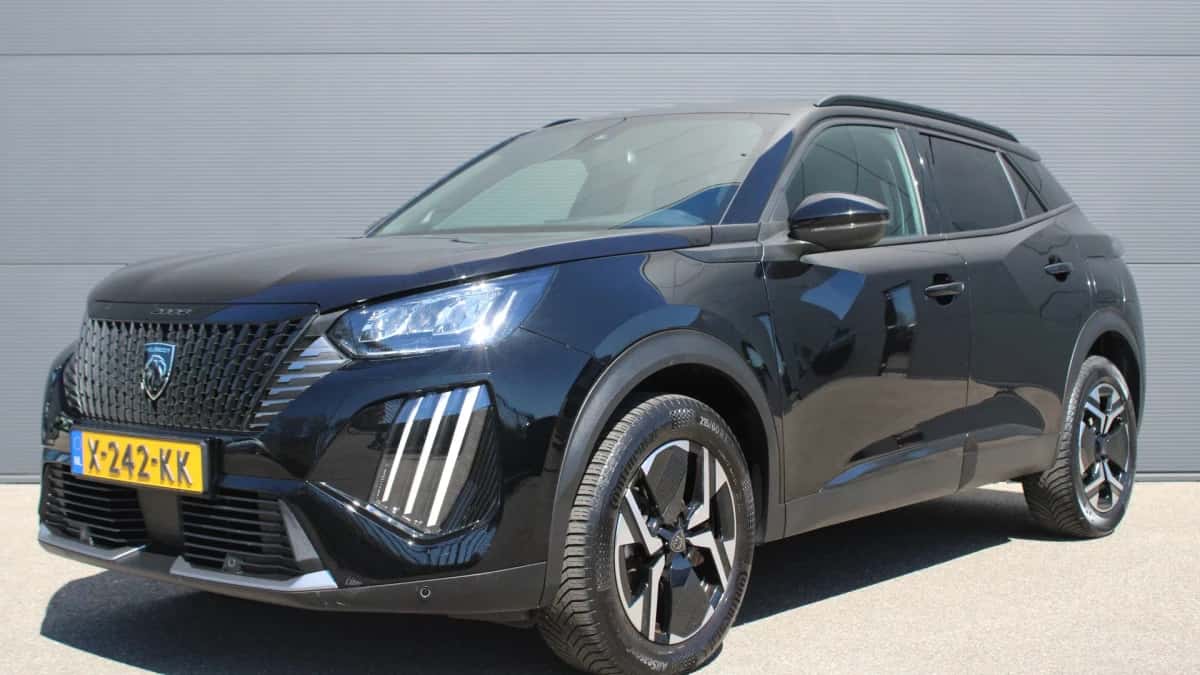Peugeot 2008 (2023) — foto 1
