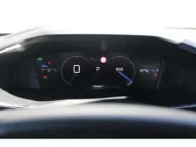 Peugeot 2008 (2023) thumbnail 24