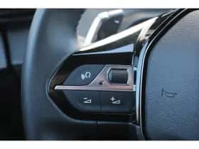 Peugeot 2008 (2023) thumbnail 26