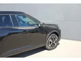 Peugeot 2008 (2023) thumbnail 8