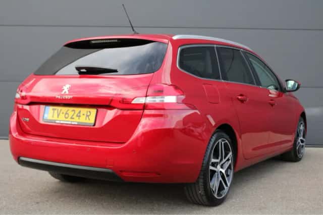 Peugeot 308 (2018) thumbnail 2