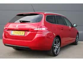Peugeot 308 (2018) thumbnail 2