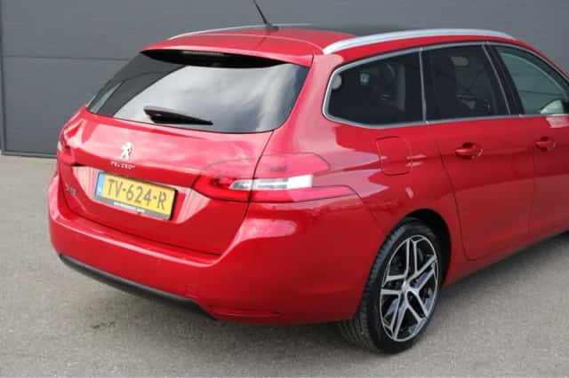 Peugeot 308 (2018) thumbnail 11