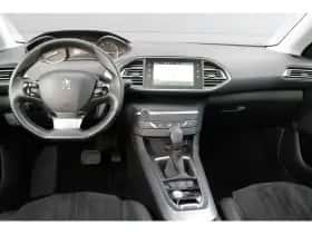 Peugeot 308 (2018) thumbnail 16