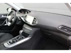 Peugeot 308 (2018) thumbnail 3