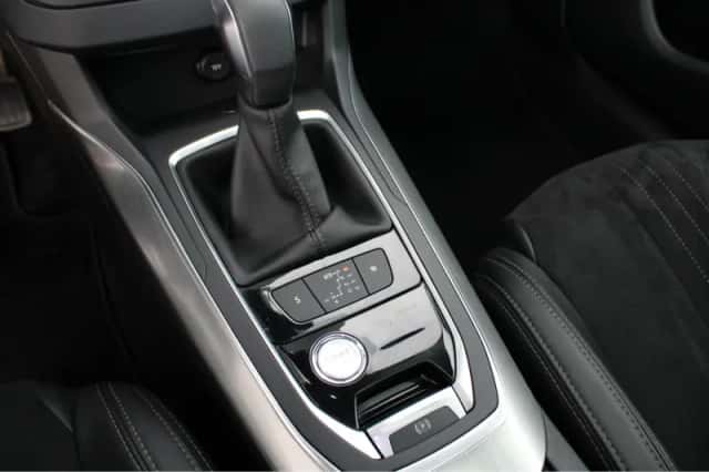 Peugeot 308 (2018) thumbnail 22
