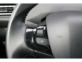 Peugeot 308 (2018) thumbnail 27