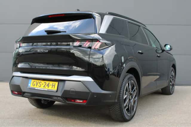 Peugeot 5008 (2025) thumbnail 2