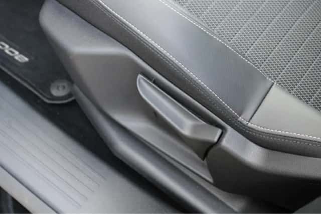 Peugeot 5008 (2025) thumbnail 19