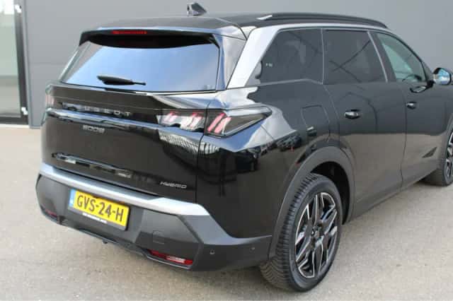 Peugeot 5008 (2025) thumbnail 6