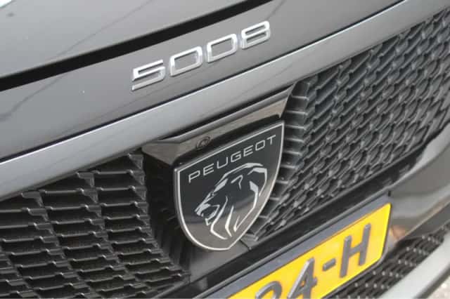 Peugeot 5008 (2025) thumbnail 8