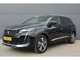 Peugeot 5008 (2023) thumbnail 1
