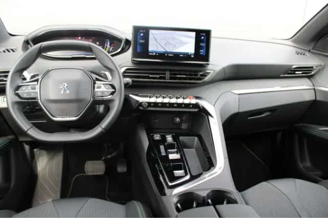 Peugeot 5008 (2023) thumbnail 12