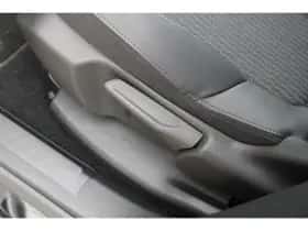 Peugeot 5008 (2023) thumbnail 15