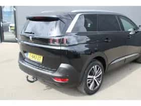 Peugeot 5008 (2023) thumbnail 18