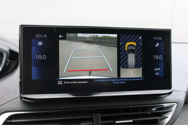 Peugeot 5008 (2023) thumbnail 19