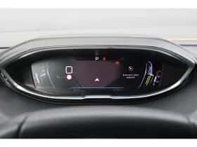 Peugeot 5008 (2023) thumbnail 21