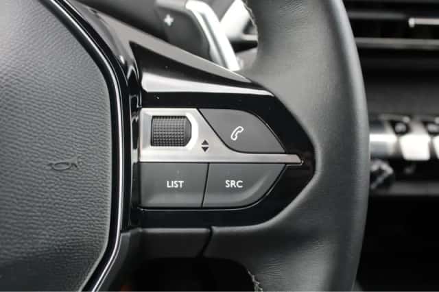 Peugeot 5008 (2023) thumbnail 23