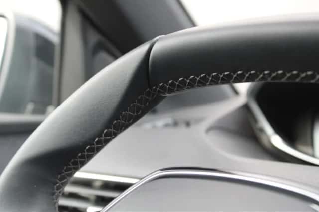 Peugeot 5008 (2023) thumbnail 24