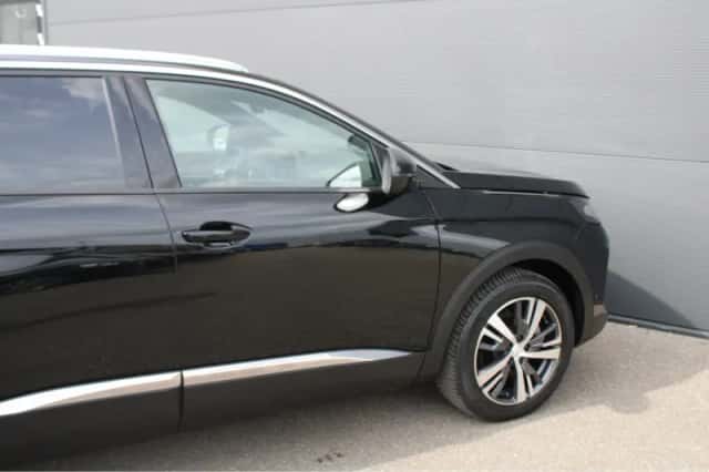 Peugeot 5008 (2023) thumbnail 6