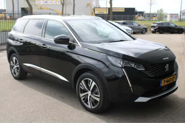 Peugeot 5008 (2023) thumbnail 7