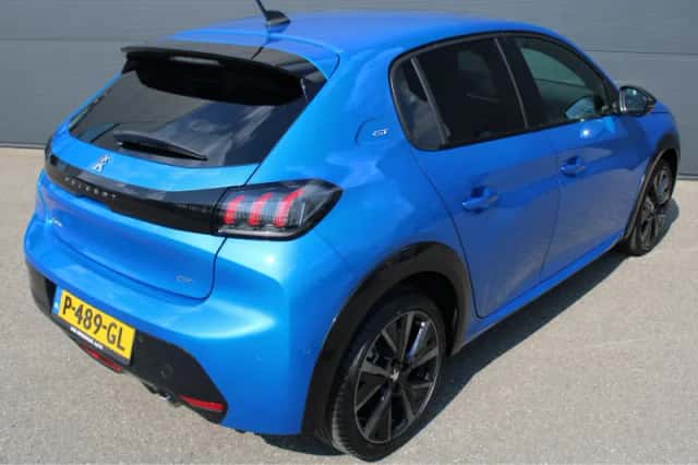 Peugeot 208 (2022) thumbnail 11