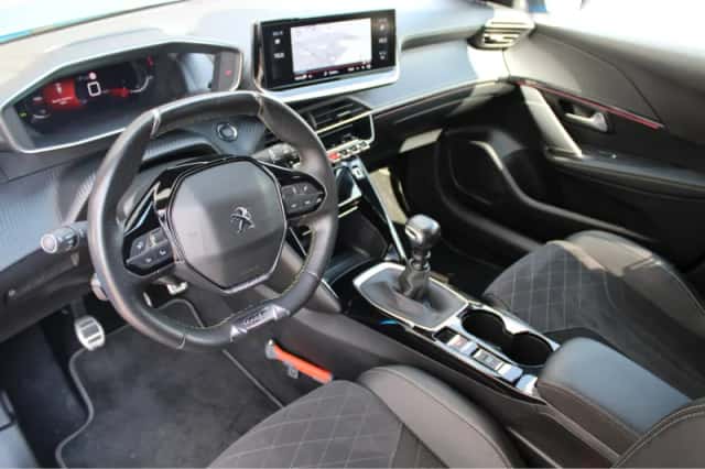 Peugeot 208 (2022) thumbnail 19