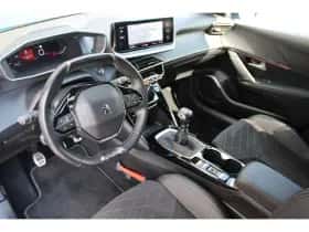Peugeot 208 (2022) thumbnail 19