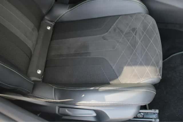 Peugeot 208 (2022) thumbnail 5
