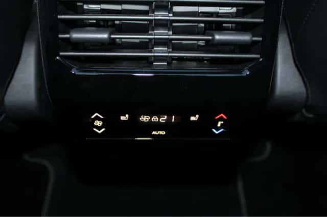 Peugeot 5008 (2026) thumbnail 17