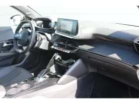 Peugeot 208 (2021) thumbnail 3