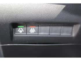 Peugeot 208 (2021) thumbnail 21