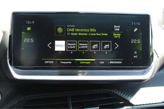 Peugeot 208 (2021) thumbnail 28