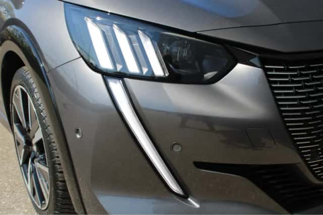 Peugeot 208 (2021) thumbnail 34