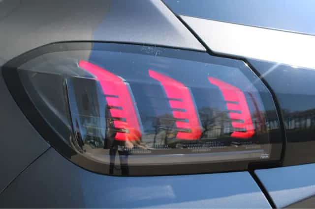 Peugeot 208 (2021) thumbnail 35