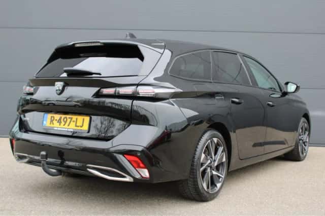 Peugeot 308 (2022) thumbnail 2