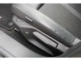 Peugeot 308 (2022) thumbnail 15