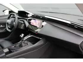 Peugeot 308 (2022) thumbnail 3
