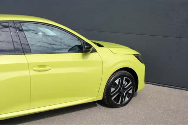 Peugeot e-208 (2024) thumbnail 7