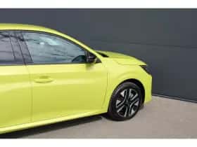 Peugeot e-208 (2024) thumbnail 7