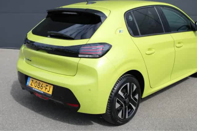 Peugeot e-208 (2024) thumbnail 8