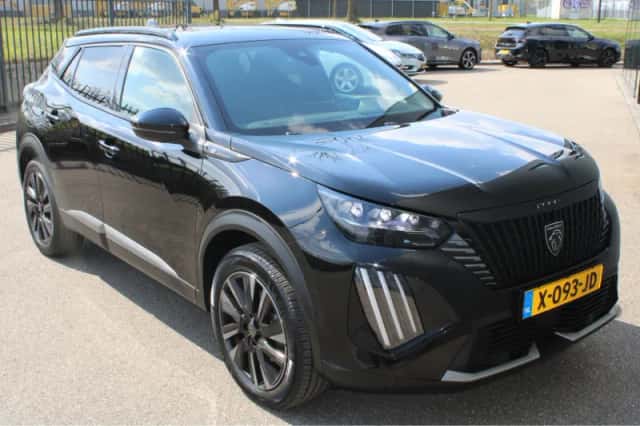 Peugeot e-2008 (2023) thumbnail 8